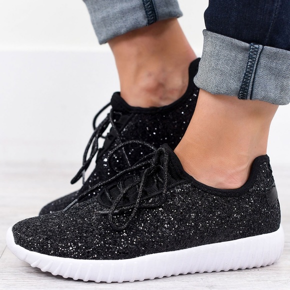 Shoes - NEW🔥 Light-Weight Lace Up Glitter Fashion Sneaker
